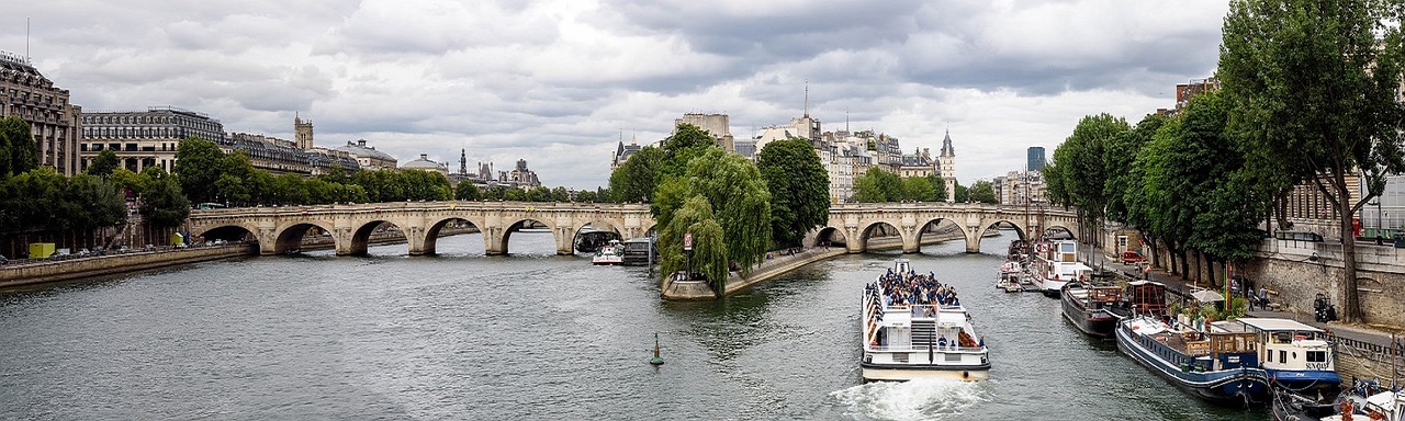 Panorama van Pont Neuf in Parijs
