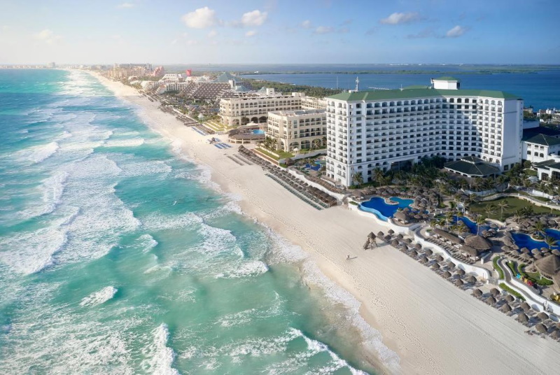 Marriott Resort in Cancun