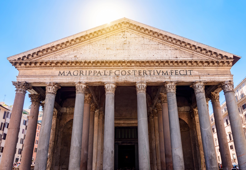 Pantheon entree Rome
