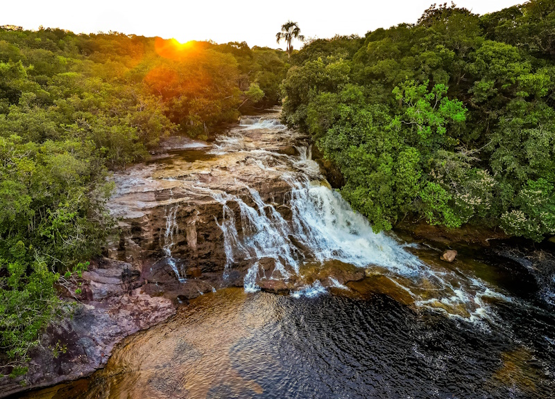 Manaus watervallen Presidente Figueiredo