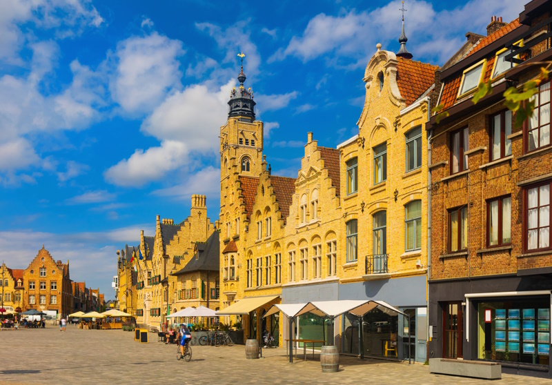 Stadhuis Grote Markt Diksmuide