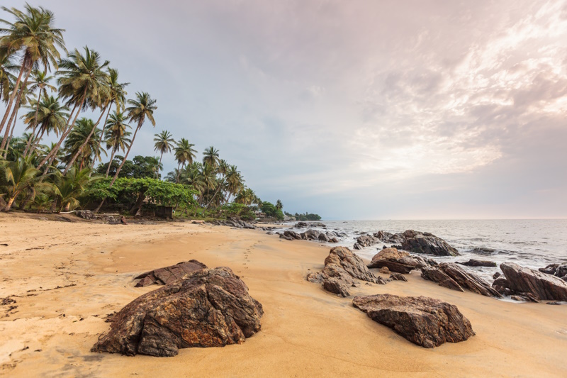 Kameroen Kribi strand