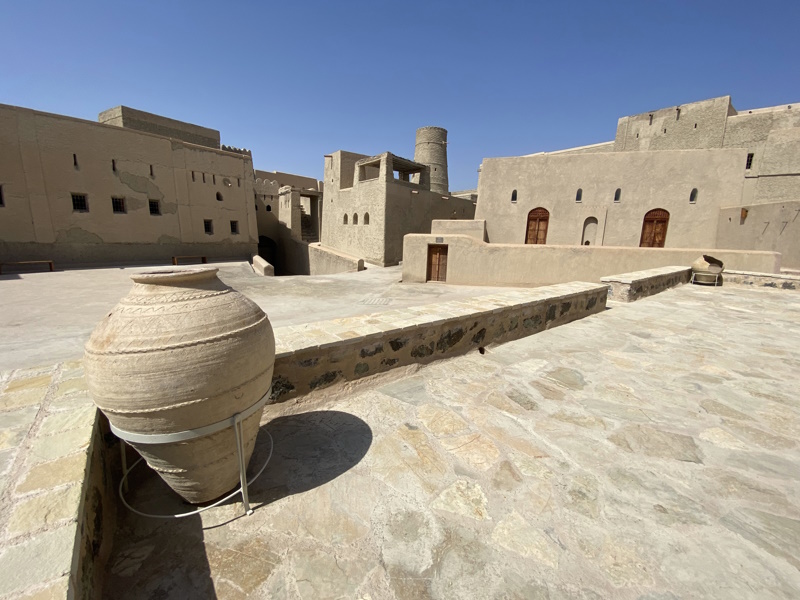 Binnenplaats Bahla Fort Nizwa