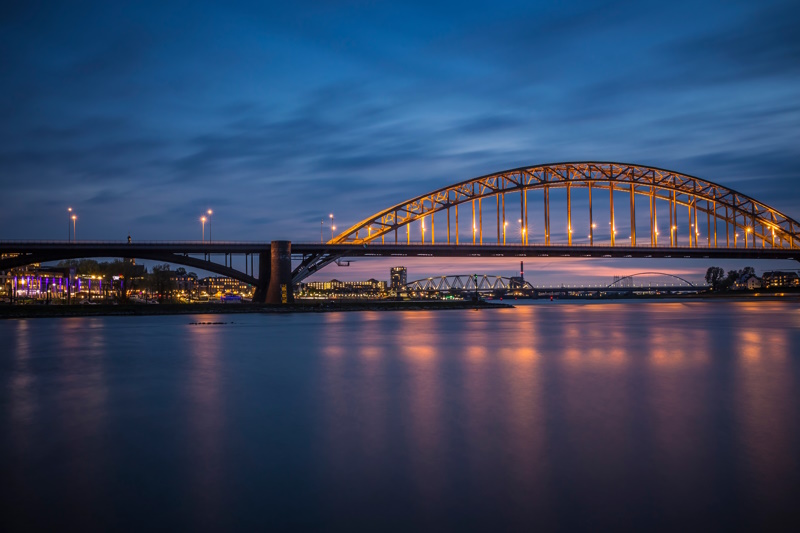 Waalbrug in Nijmegen Gelderland