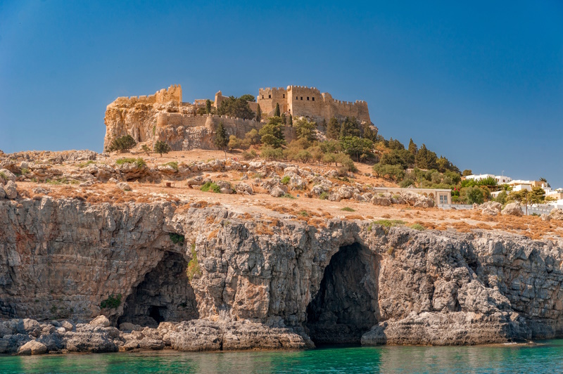 Lindos zeegrotten