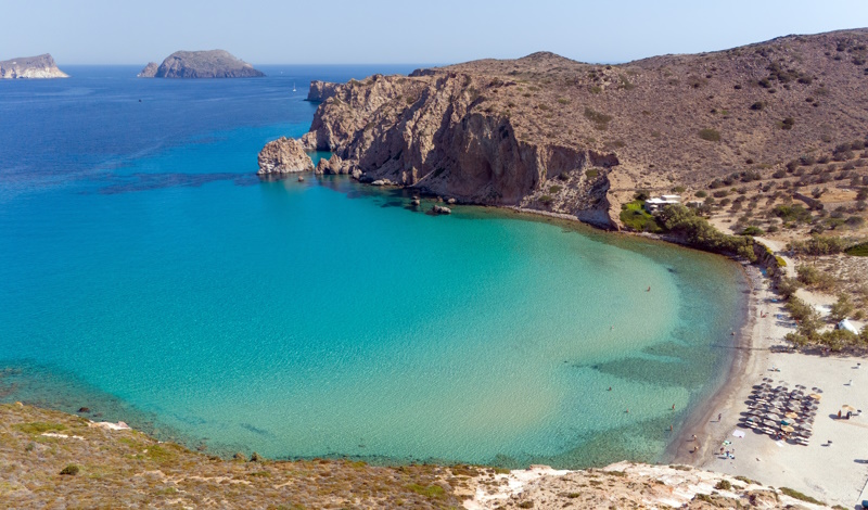 Milos Plathiena strand