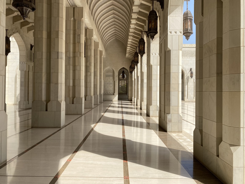 Zuilengang Sultan Qaboos Grand Mosque Muscat