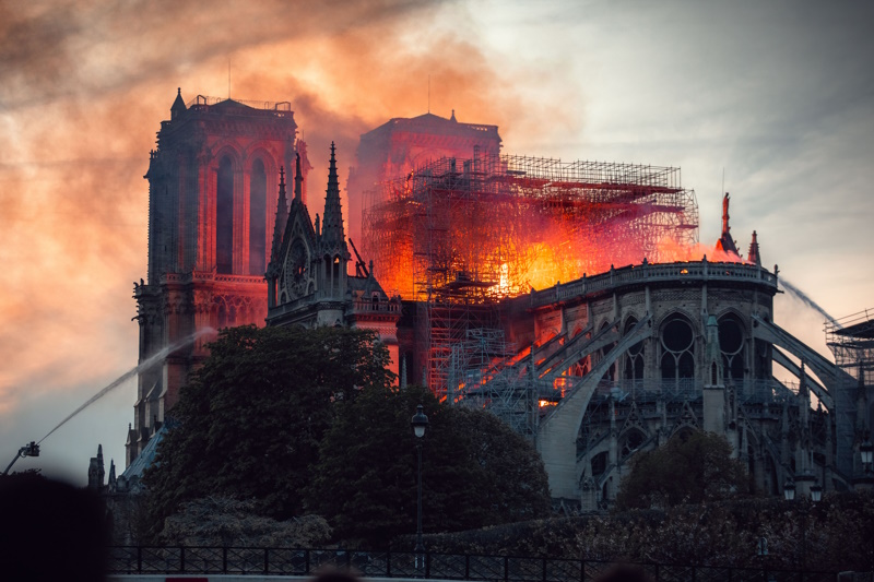 Brand in Notre-Dame in Parijs