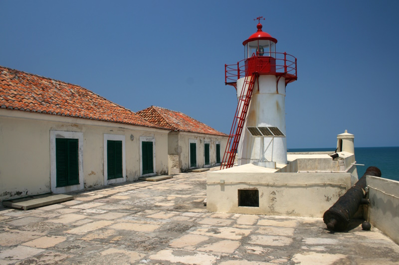 Sao Tome en Principe fort vuurtoren