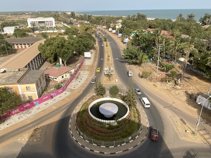 Uitzicht Arch 22 in Banjul