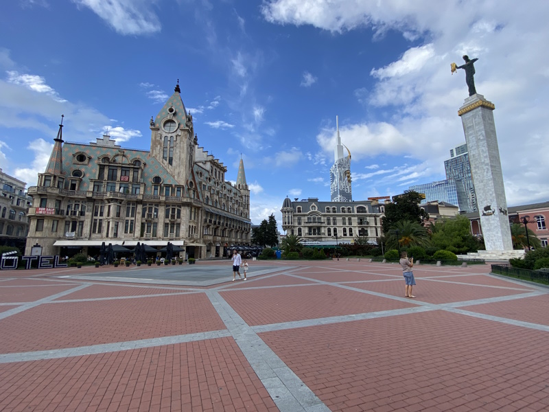 Medea standbeeld Europe Square in Batumi