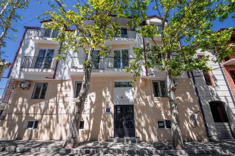 Continental Hotel in Gor