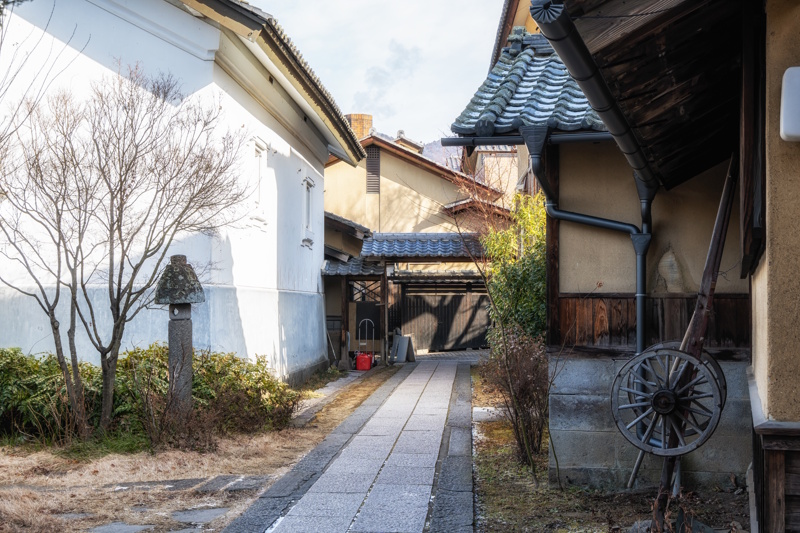 Nagano Obuse Chestnut Alley