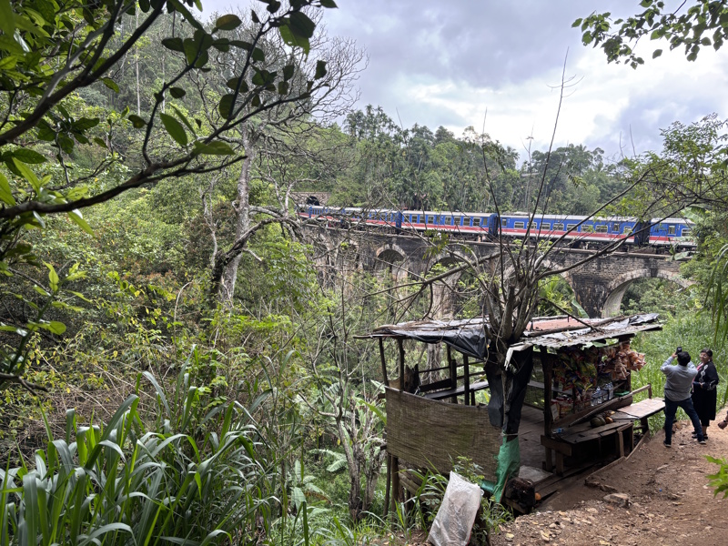 Tips Nine Arch Bridge