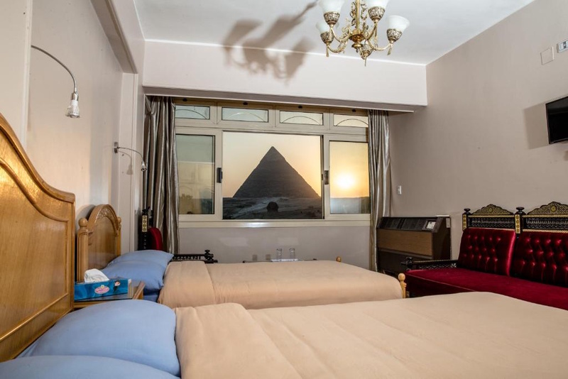 Piramides Guardian Guest House