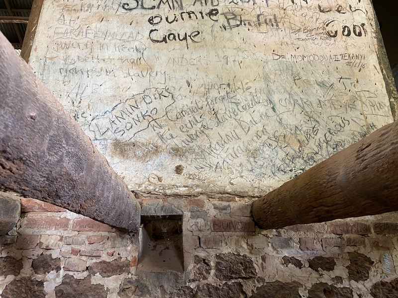 Janjanbureh Slavenhuis balken