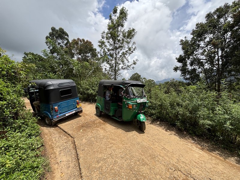 Tuktuks Little Adam's Peak