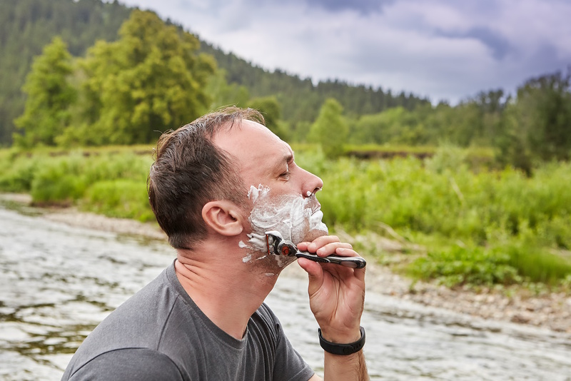 Scheren op reis met water