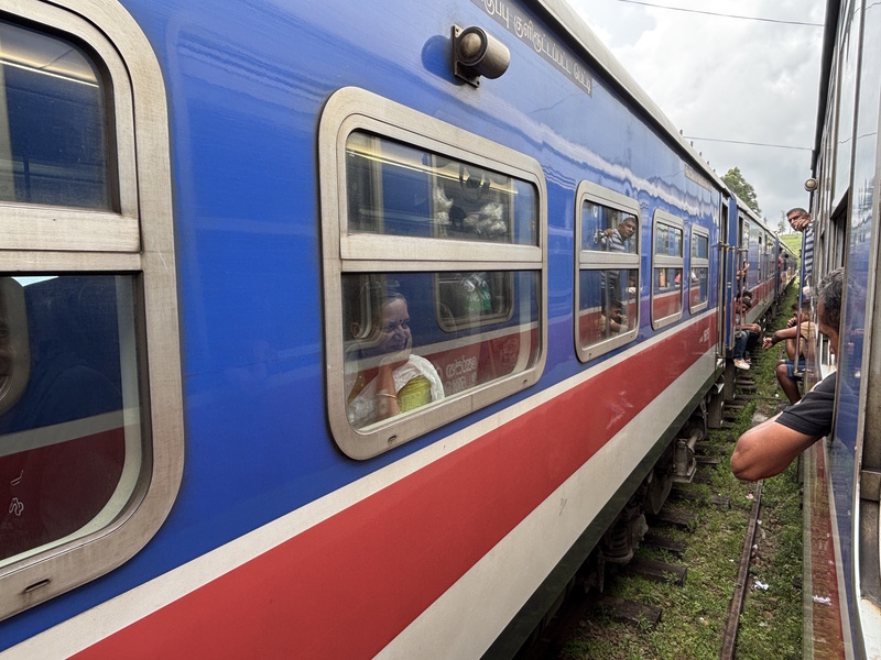 Blauw trein Ella Kandy