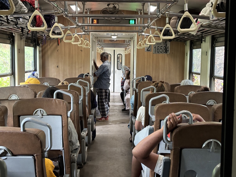 Tweede klasse trein Ella Kandy