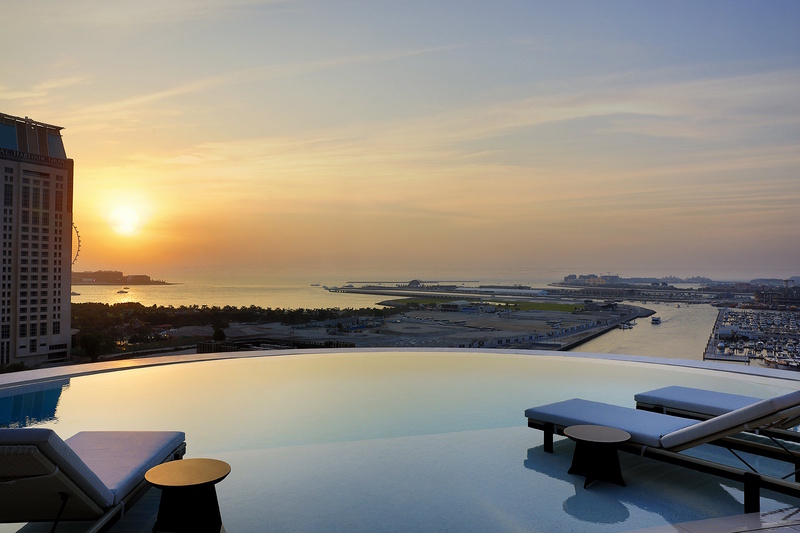 Dubai hoogste hotel infinity pool