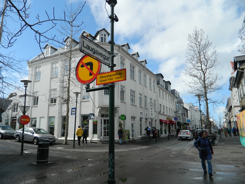 Reykjavik vakantie winkelstraat