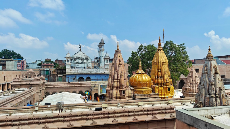 Varanasi Kashi Vishwanath Tenple