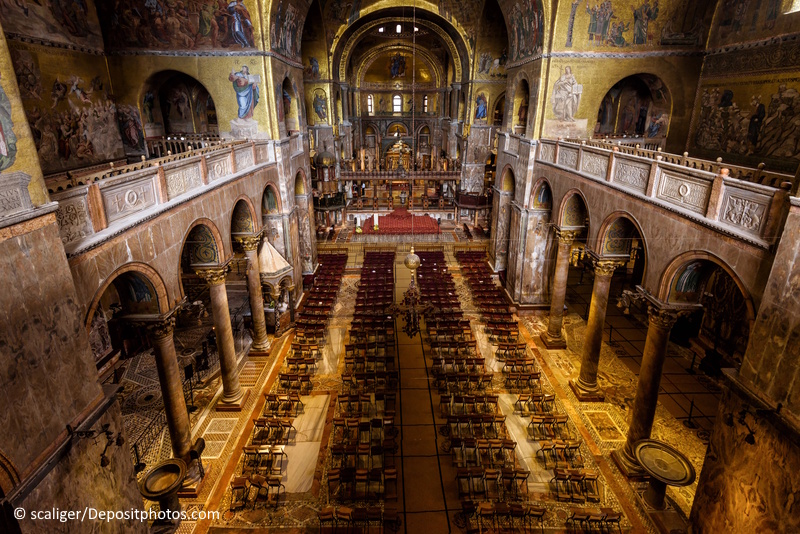 Interieur Basiliek San Marco Venetië