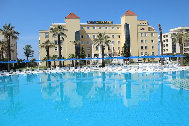 Adriatik Hotel in Durrës