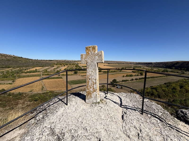 Orheiul Vechi stenen kruis
