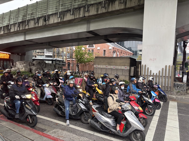 Taiwan autorijden scooters