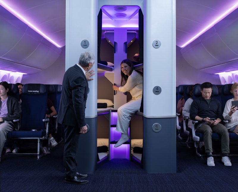 Vliegtuig stapelbedden in economy class