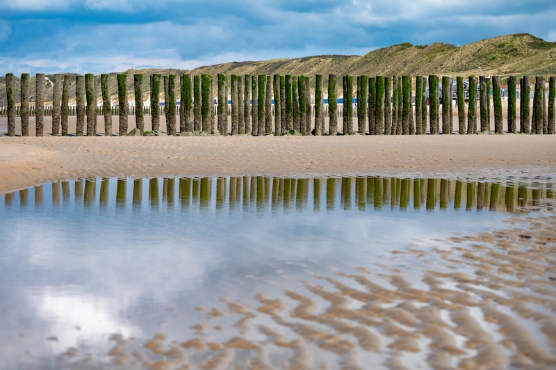Zoutelande strand palen