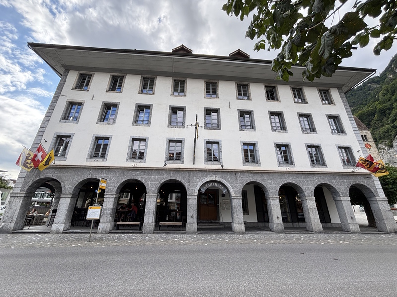 Interlaken Unterseen stadhuis