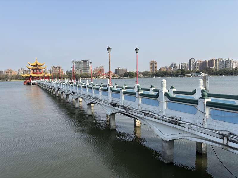 Kaohsiung pagodes loopbrug