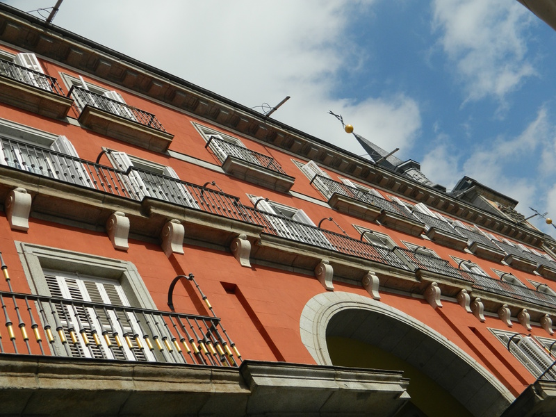 Boogpoort Plaza Mayor Madrid