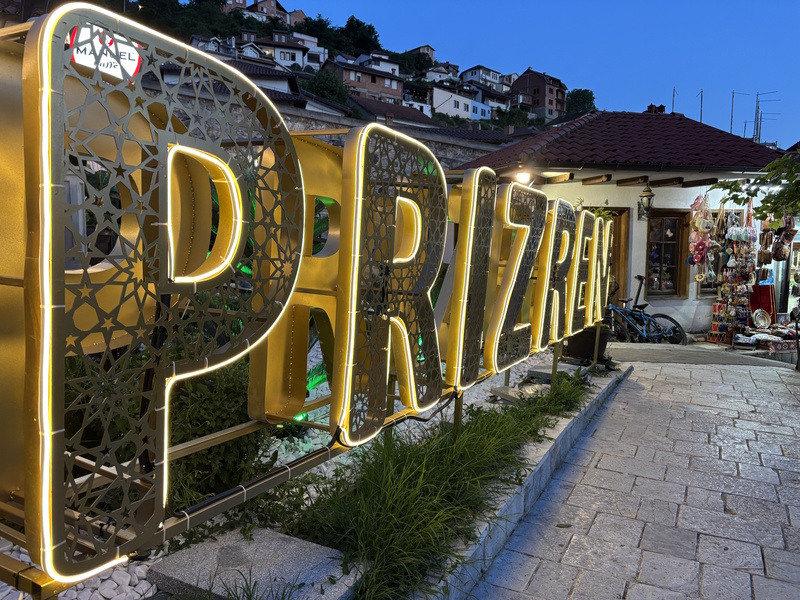 Prizren moskee bazaar