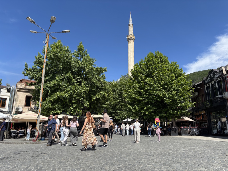 Shadervan plein in Prizren