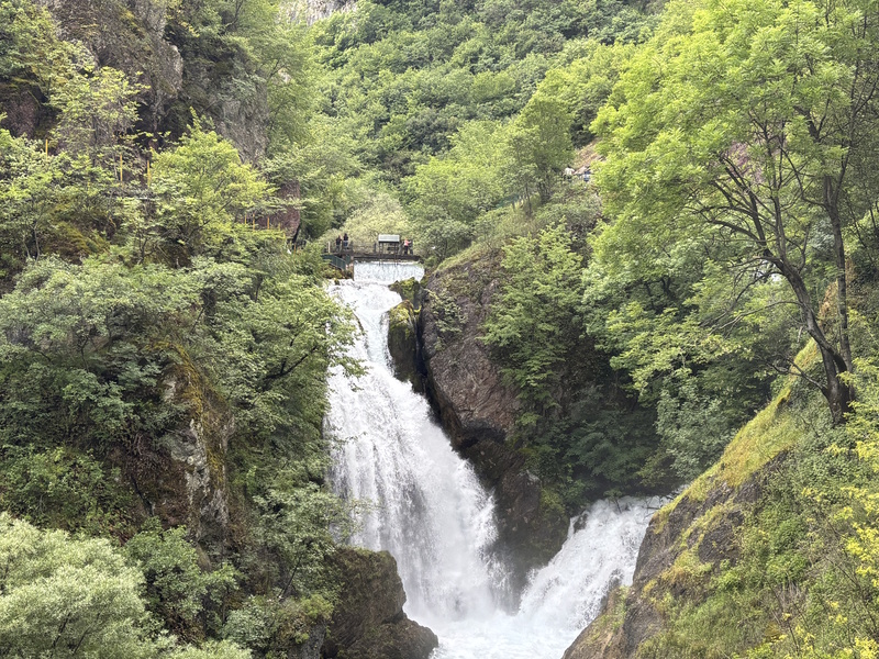 Peja waterval White Drin
