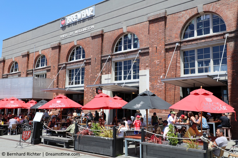 Wellington bar
