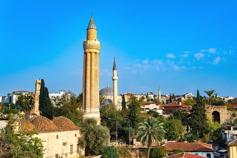 Yivli minare moskee in Antalya