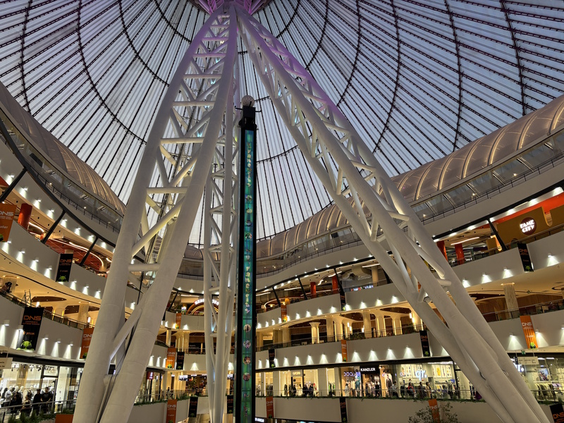 Winkelcentrum Khan Shatyr Astana